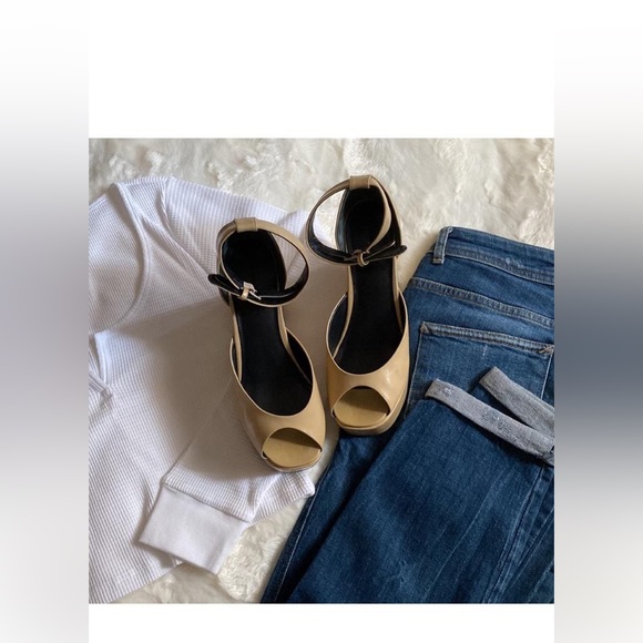 CELINE Platform Peep Toe Shoes soft leather size 37 - Picture 4 of 15